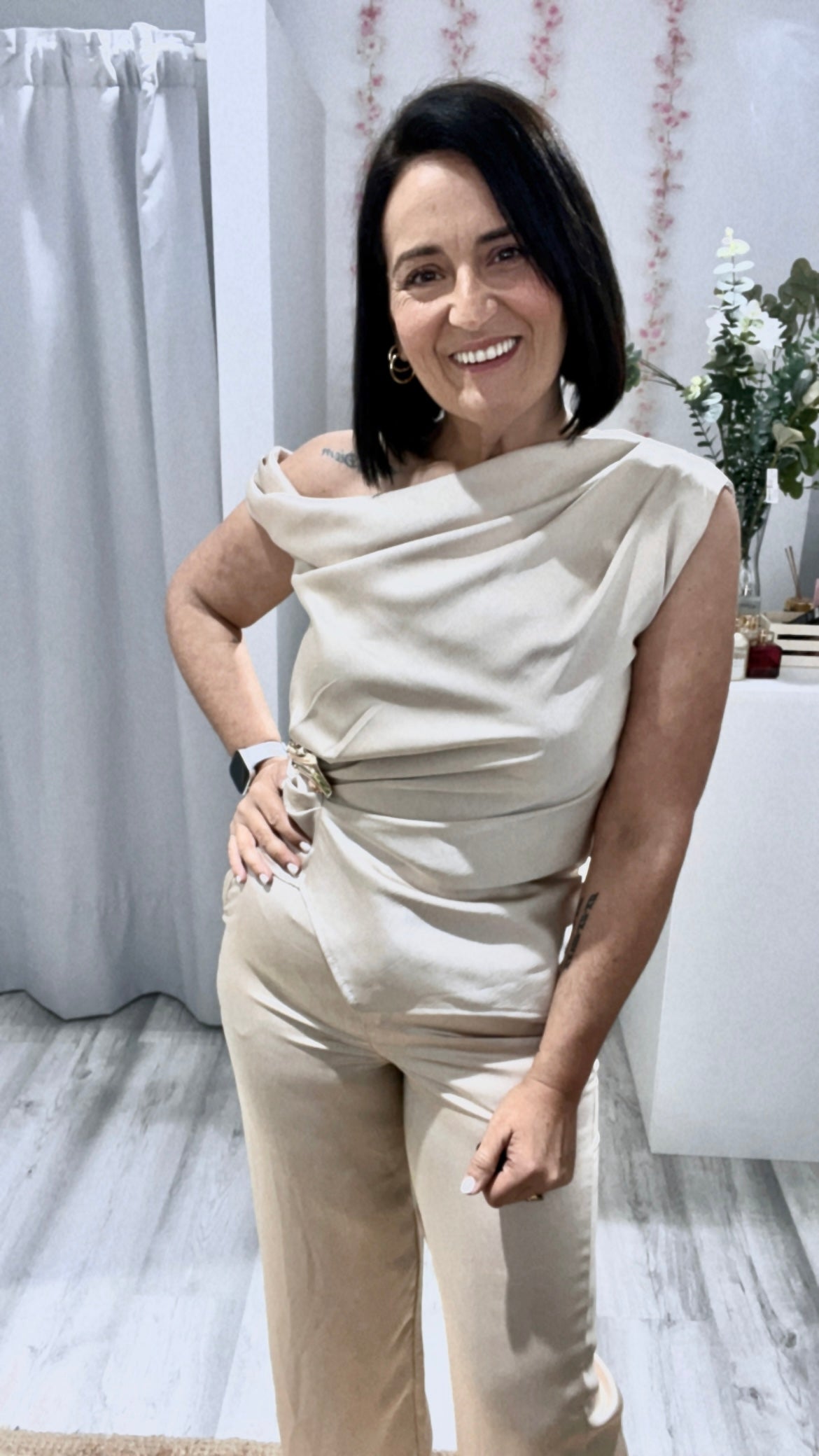 Traje Cayetana