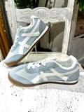 Deportiva Celeste
